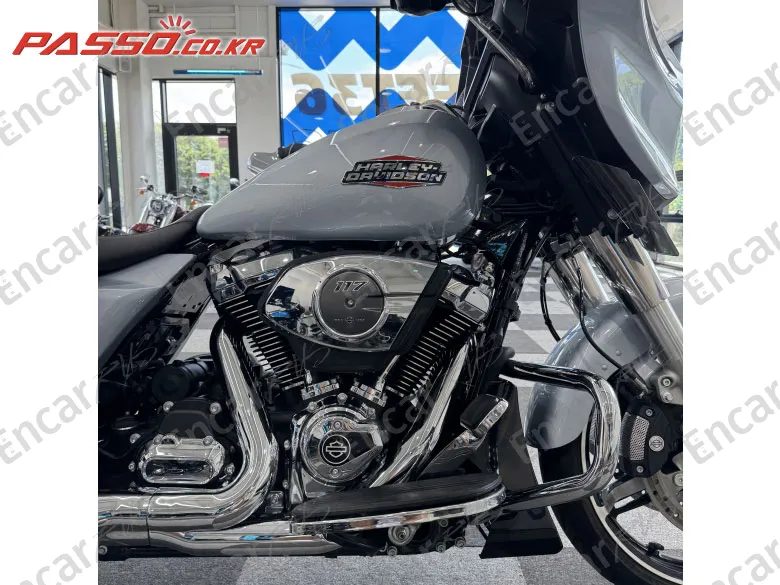 Harley-Davidson Flhx - фото 4