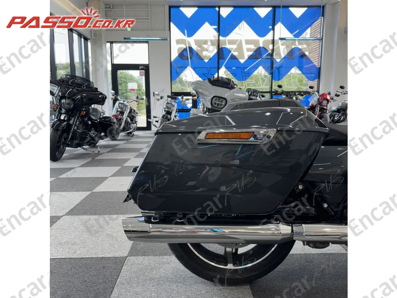 Harley-Davidson Flhx - фото 5
