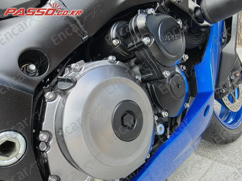 Suzuki Gsx S 1000 Gt - фото 4