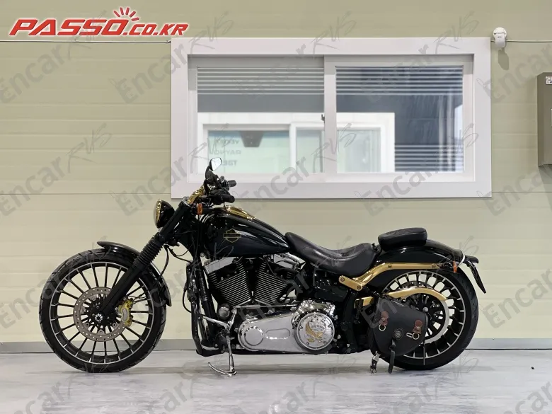 Harley-Davidson Breakout - фото 1