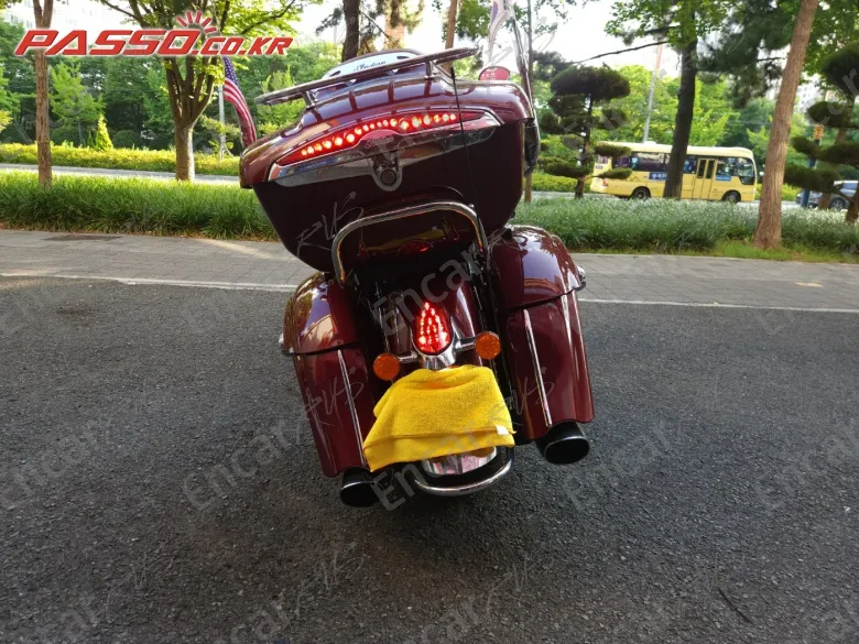Indian Chief Roadmaster - фото 2