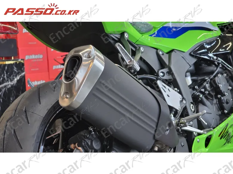 Kawasaki Zx 6 R - фото 6