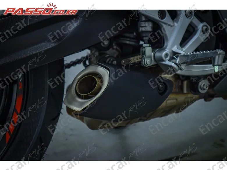 Suzuki Gsx 8 R - фото 6