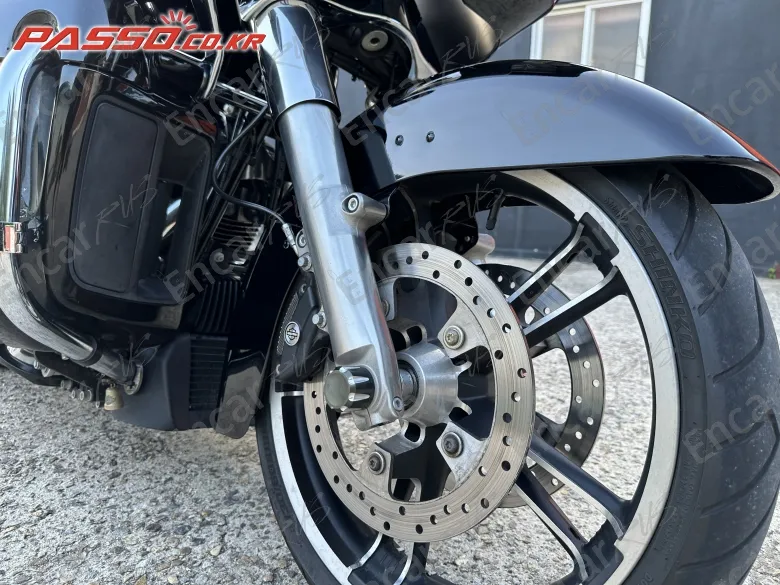 Harley-Davidson Fltr - фото 5