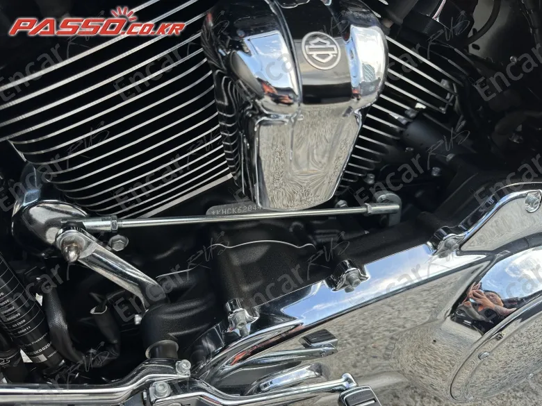 Harley-Davidson Fltr - фото 6