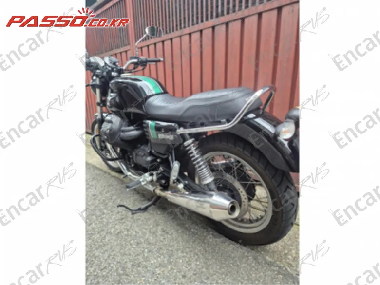 Moto Guzzi V7 Ⅲ Special - фото 1