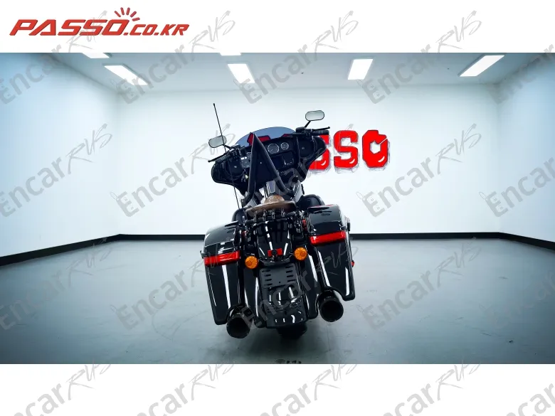 Harley-Davidson Flhx - фото 2