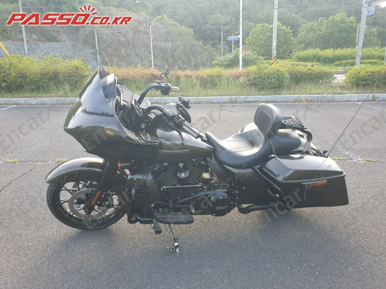 Harley-Davidson Road Glide Special - фото 1