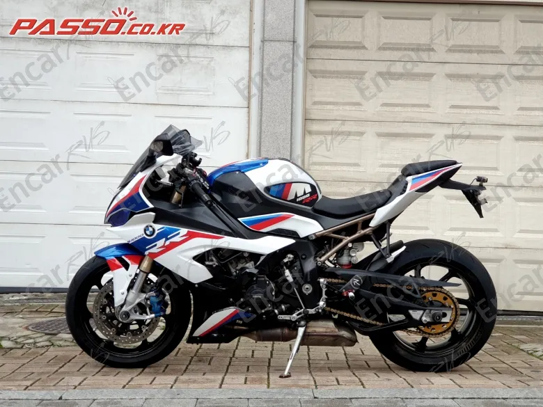 BMW S 1000 RR - фото 1