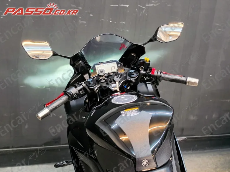 Yamaha Yzf R3 - фото 3
