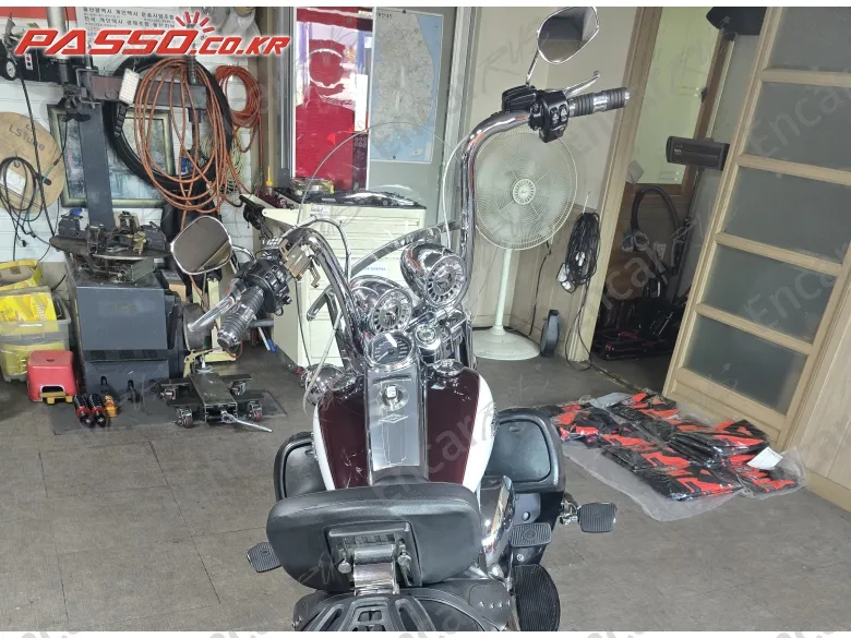 Harley-Davidson Flhr - фото 3