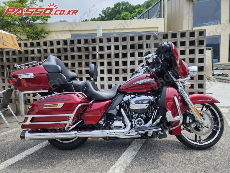 HARLEY-DAVIDSON FLHXS STREET GLIDE SPECIAL - фото 0