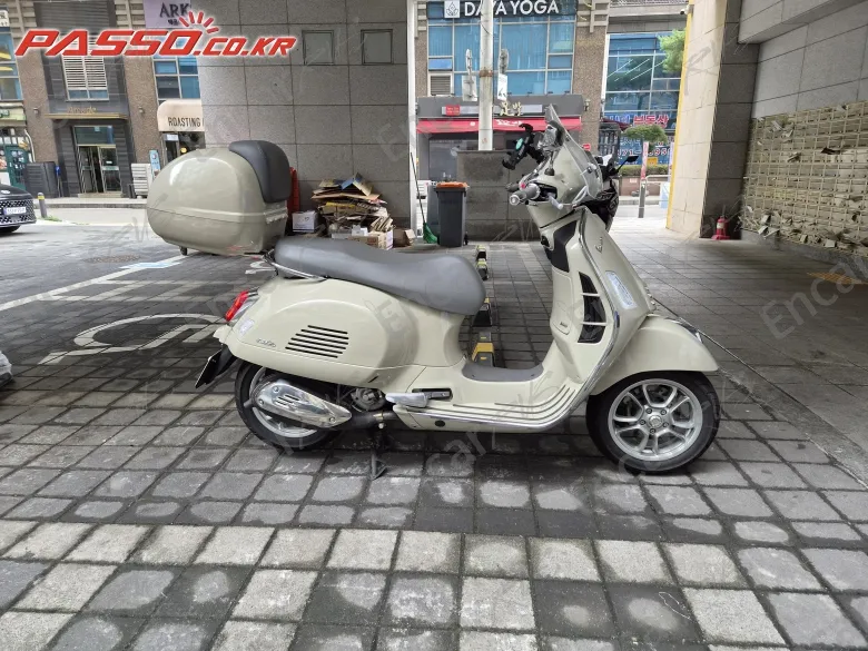 Vespa Gts 300 Classic - фото 0