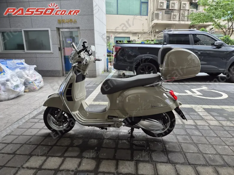 Vespa Gts 300 Classic - фото 1