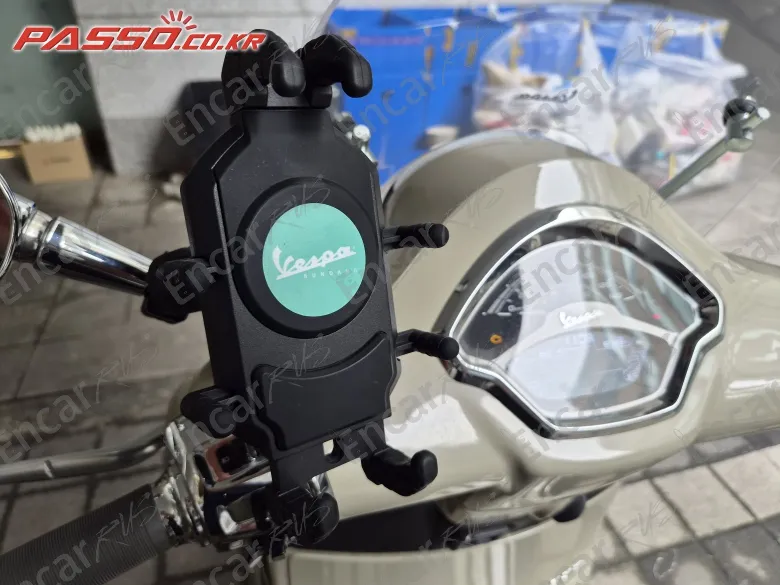 Vespa Gts 300 Classic - фото 3