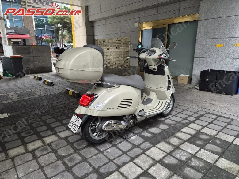 Vespa Gts 300 Classic - фото 6