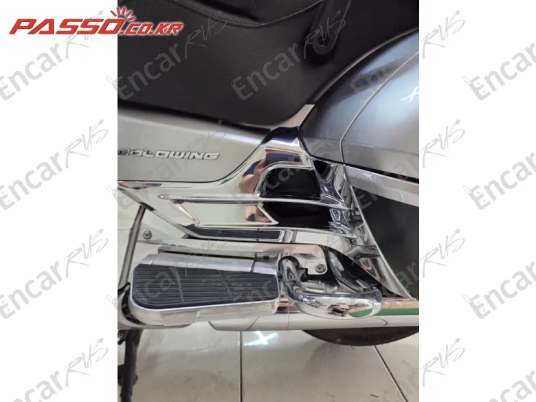 Honda Goldwing 1800 - фото 6