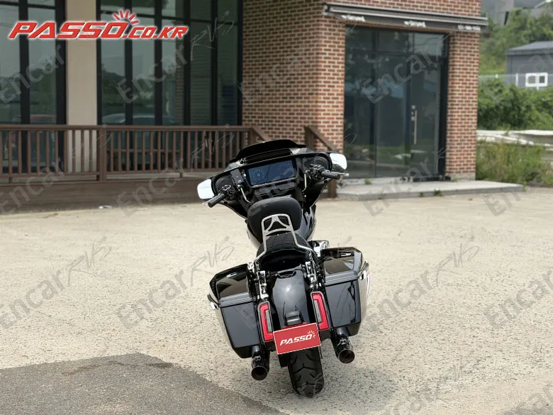 Harley-Davidson Flhx - фото 2
