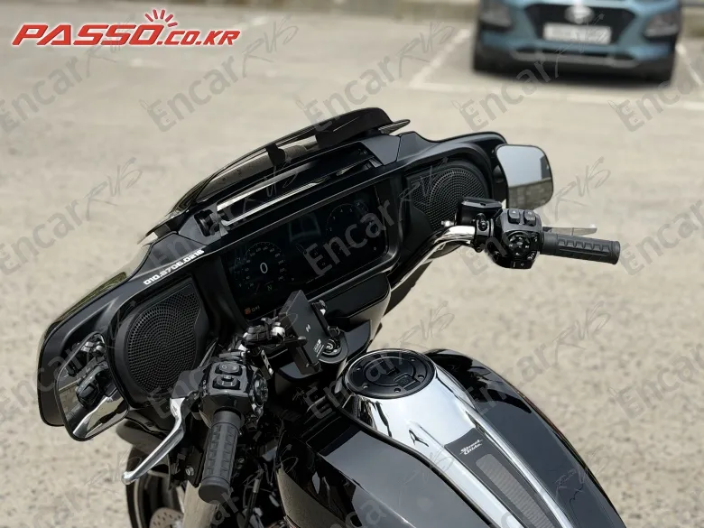 Harley-Davidson Flhx - фото 3
