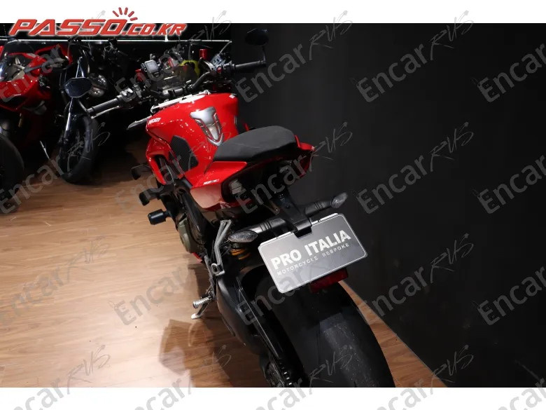 Ducati Streetfighter V4 S - фото 2