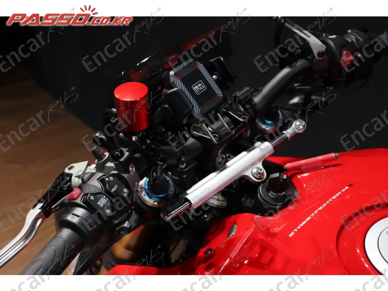 Ducati Streetfighter V4 S - фото 3
