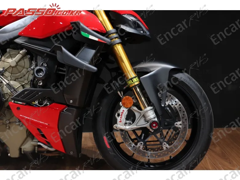 Ducati Streetfighter V4 S - фото 5