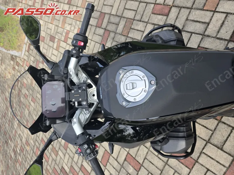 Bmw R 1300 Rs - фото 3