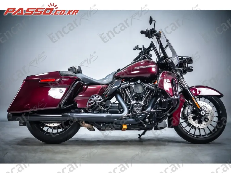 HARLEY-DAVIDSON ROAD KING SPECIAL - фото 0