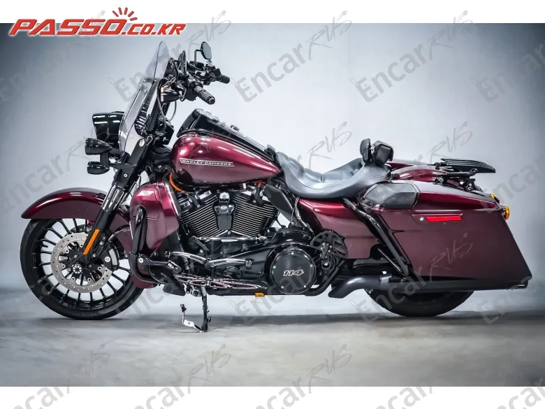 HARLEY-DAVIDSON ROAD KING SPECIAL - фото 1