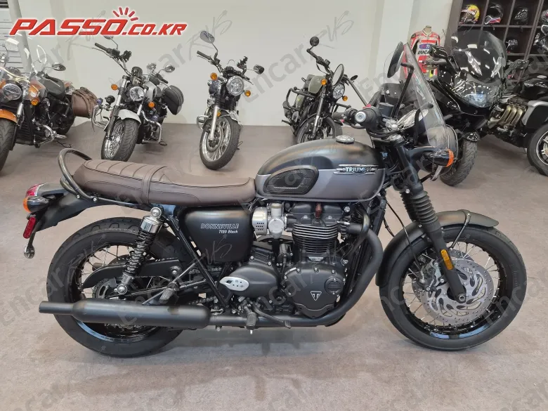 Triumph Bonneville T120 - фото 0