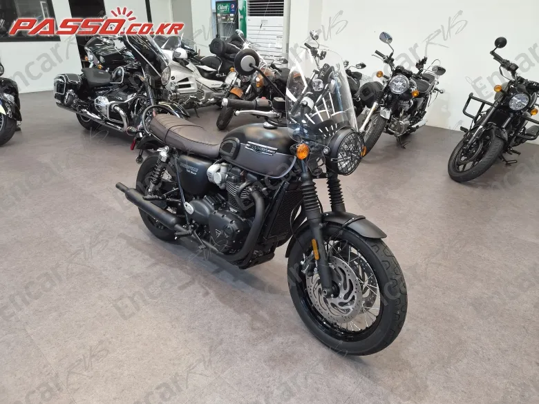 Triumph Bonneville T120 - фото 2