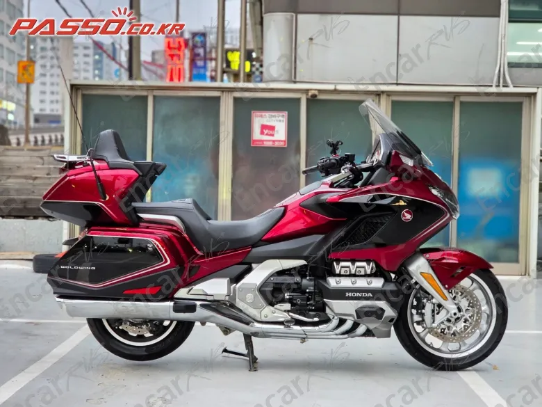 HONDA GOLDWING TOUR DCT AIRBAG - фото 0