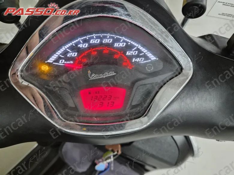 Vespa Gts 300 Super Sport - фото 3