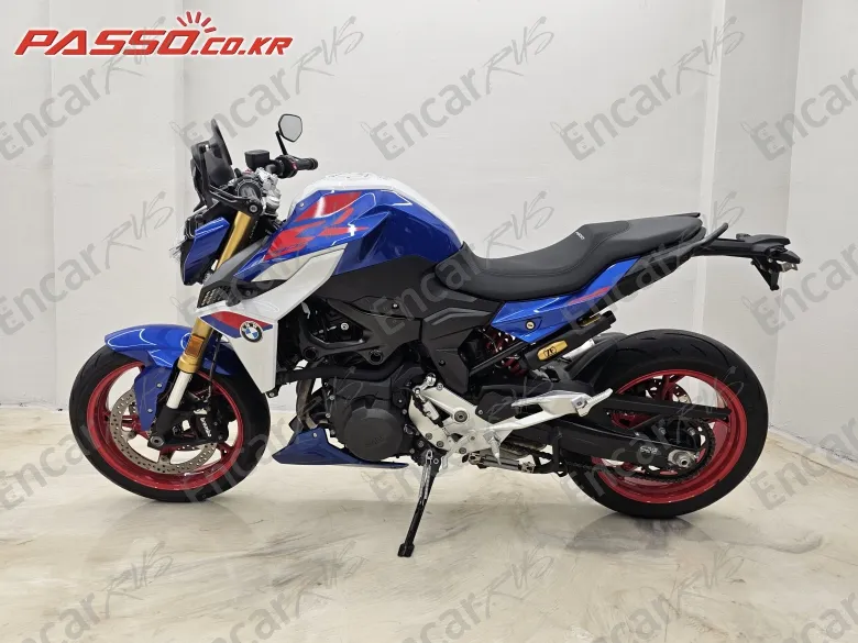 Bmw F 900 R - фото 1