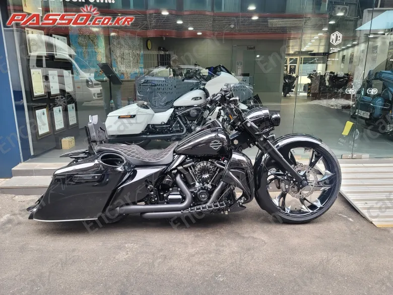 HARLEY-DAVIDSON ROAD KING SPECIAL - фото 0