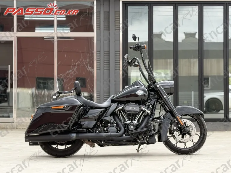 HARLEY-DAVIDSON ROAD KING SPECIAL - фото 0