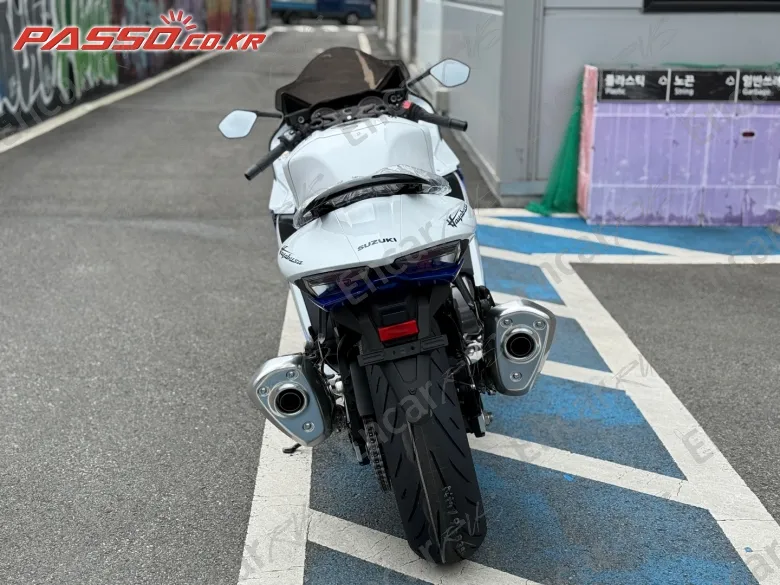Suzuki Gsx R 1300 Hayabusa - фото 2