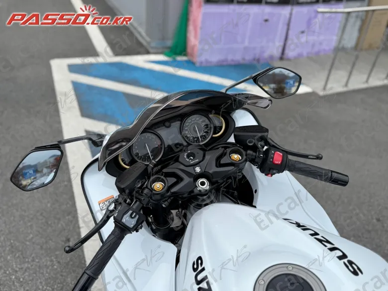 Suzuki Gsx R 1300 Hayabusa - фото 3