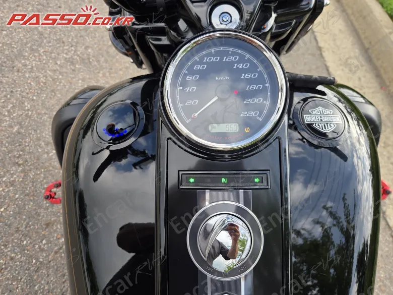 Harley-Davidson Road King Special - фото 6