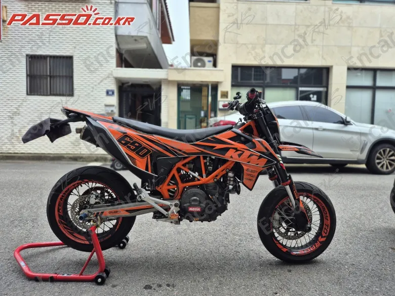Ktm 690 Smc R - фото 0