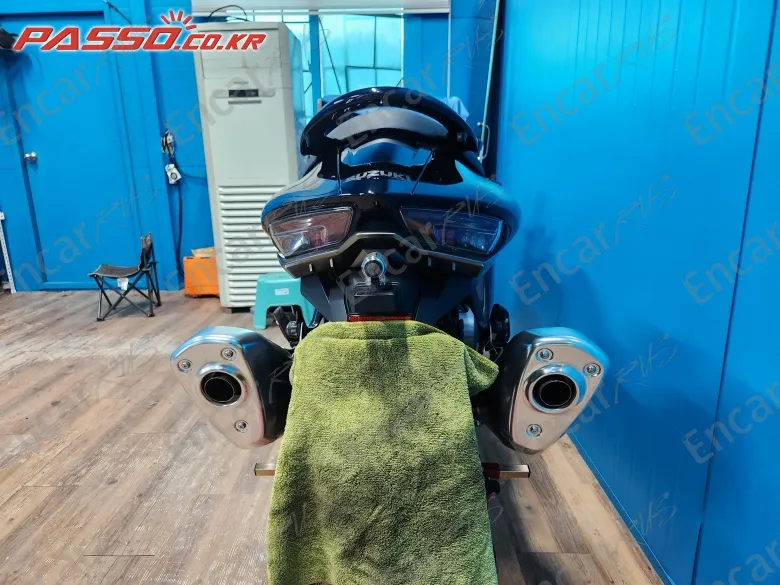Suzuki Gsx R 1300 Hayabusa - фото 2