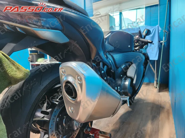 Suzuki Gsx R 1300 Hayabusa - фото 4