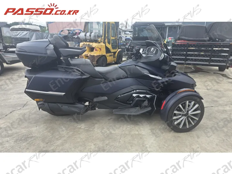 BRP CAN-AM SPYDER RT - фото 0
