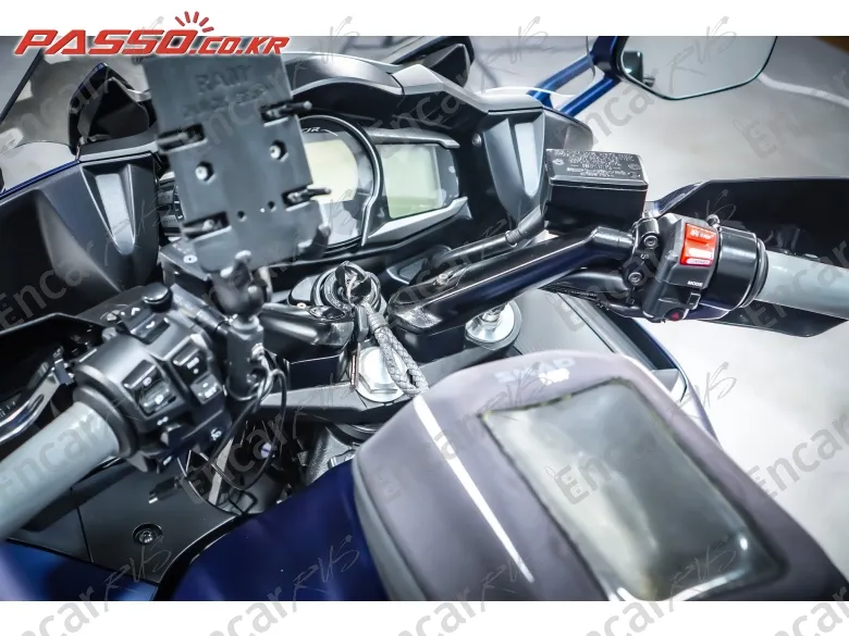 YAMAHA FJR 1300 - фото 3