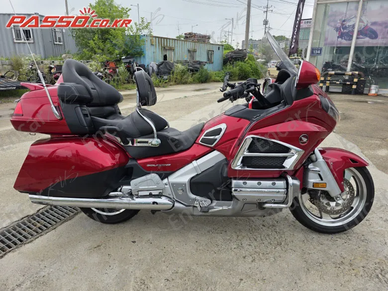 Honda Goldwing 1800 - фото 0