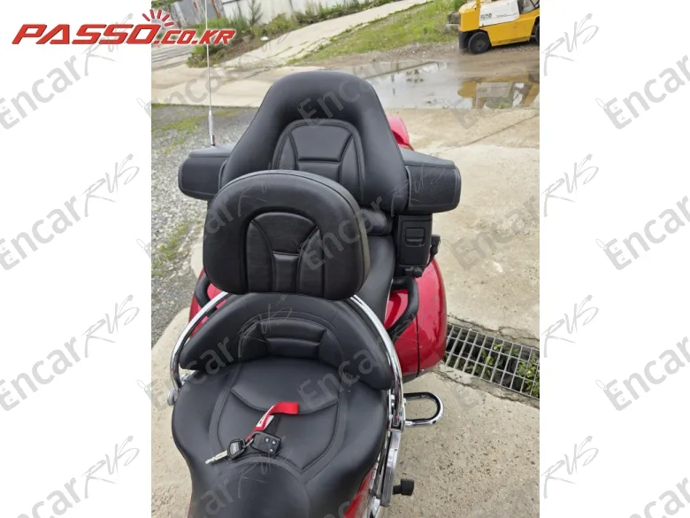 Honda Goldwing 1800 - фото 5