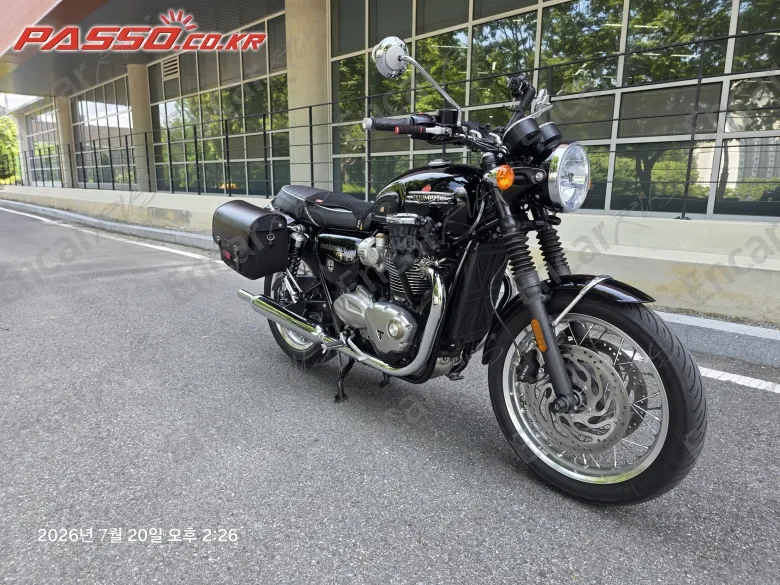 Triumph Bonneville T120 - фото 4
