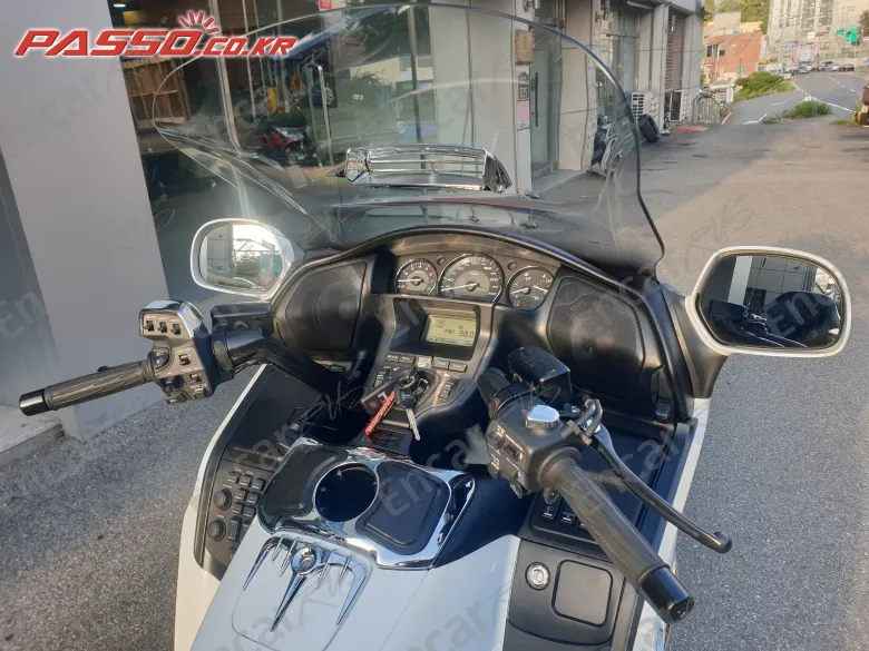 Honda Goldwing 1800 - фото 3