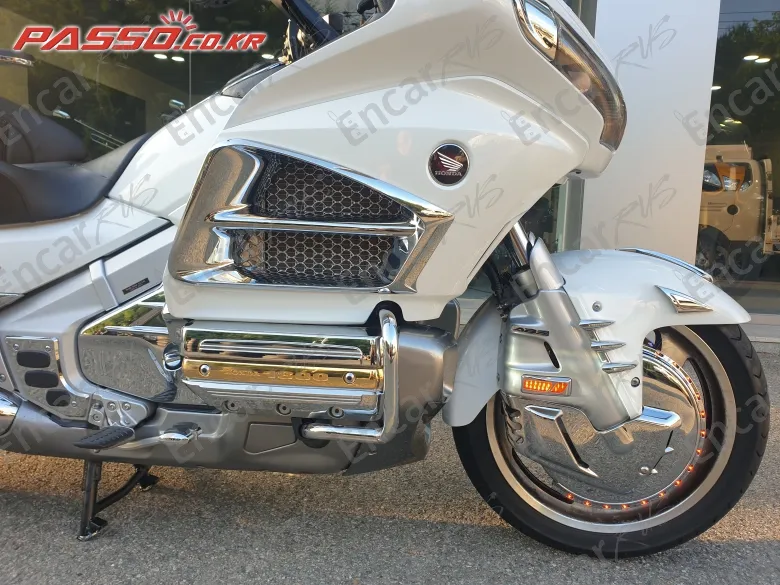 Honda Goldwing 1800 - фото 4