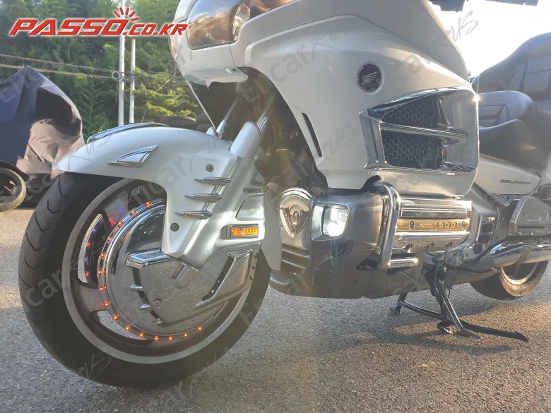 Honda Goldwing 1800 - фото 5